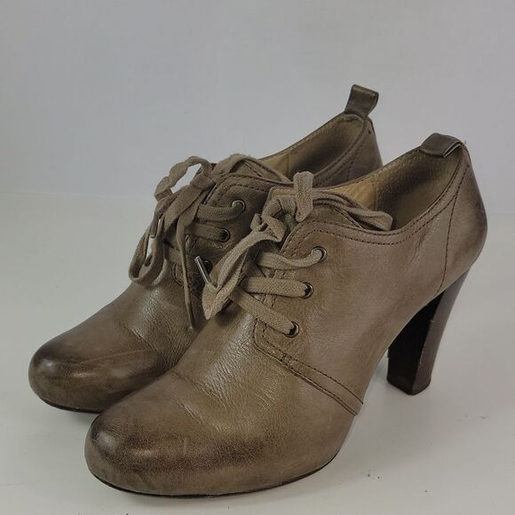 Frye Miranda Lace Leather Heels Distressed Booties - Picture 7 of 16